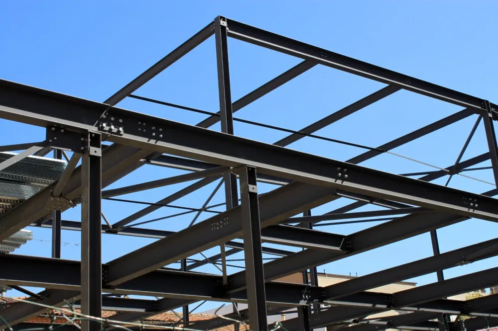 Ossature métallique à Clisson
